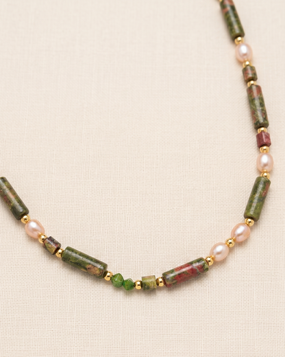 Monstera Epidote Pearl Necklace