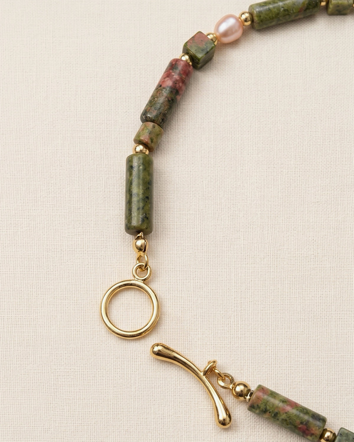 Monstera Epidote Pearl Necklace