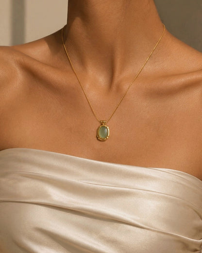 Palmera Stone Necklace Set
